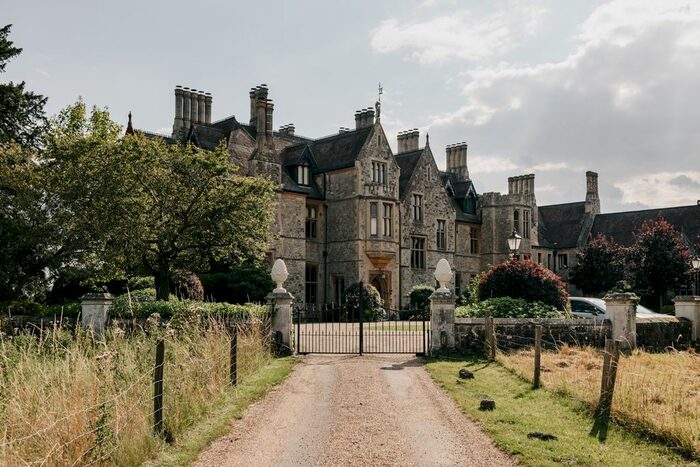 5 Bedroom Terraced House For Sale In Hassobury, Farnham CM23