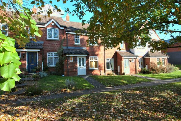 2 Bedroom House To Rent In Carriageway Walk, Kings Norton, Birmingham, B30