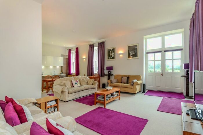 2 Bedroom Apartment To Rent In Cholsey Meadows, Wallingford, OX10