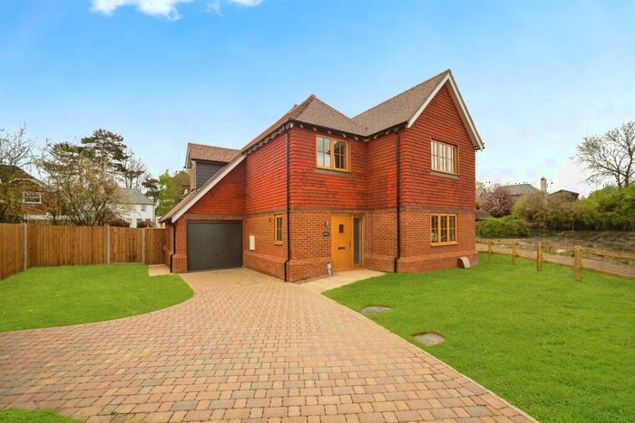 5 Bedroom Detached House For Sale In Roundwell Park, Bearsted, Maidstone, ME14