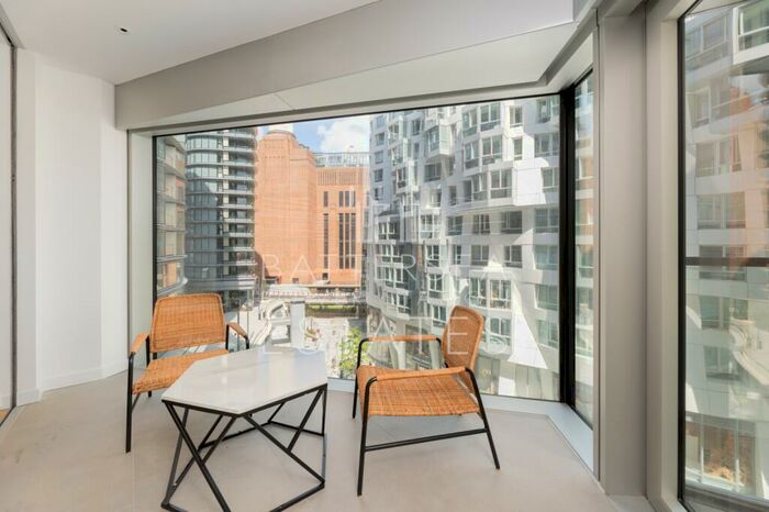 2 Bedroom Apartment To Rent In L-, Electric Boulevard, Battersea, SW11