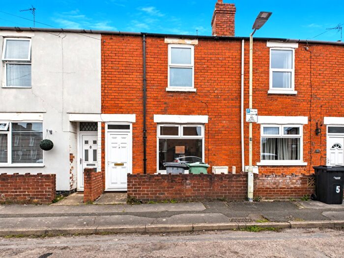 2 Bedroom Terraced House For Sale In Serlo Road, Gloucester, GL1
