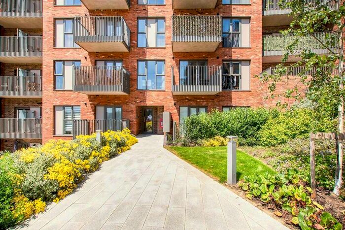 1 Bedroom Flat To Rent In Rosalind Drive, Maidstone, Kent, ME14