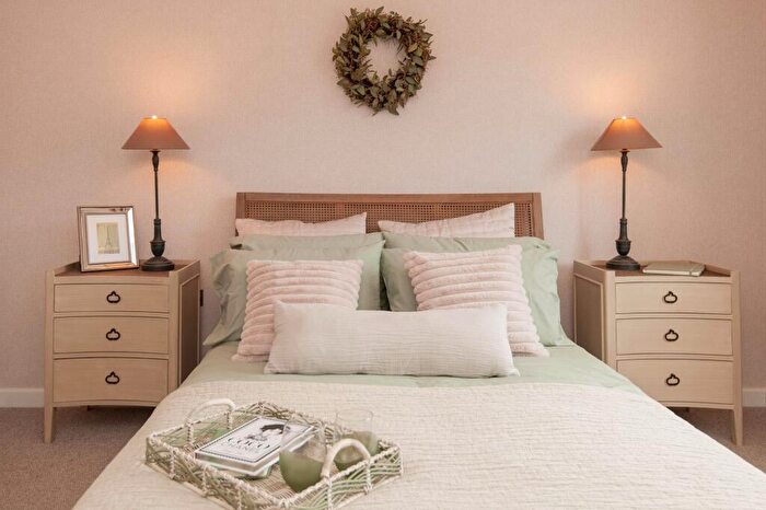 2 Bedroom Semi-Detached House For Sale In Keddleston, Oakham Grange Chesterfield, S44