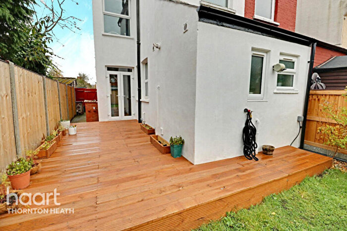 3 Bedroom Semi-Detached House For Sale In Norman Road, Thornton Heath, CR7