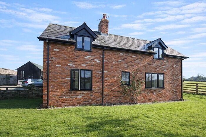 3 Bedroom Detached House To Rent In Hawthorn Cottage Farm, Whitchurch Road, Hatton Heath, CH3