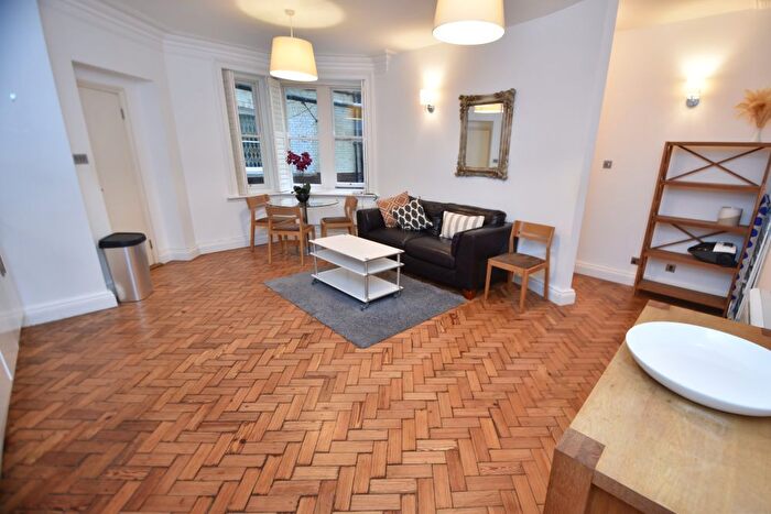 1 Bedroom Flat To Rent In Bedford Avenue, London, WC1B