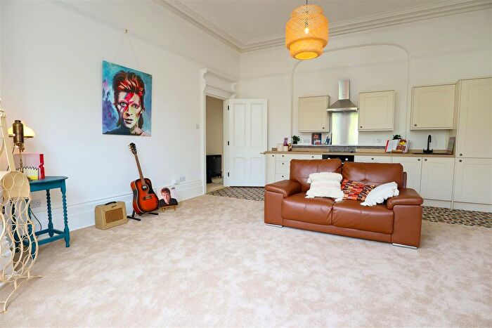 2 Bedroom Flat For Sale In Pevensey Road, St Leonards-On-Sea, TN38