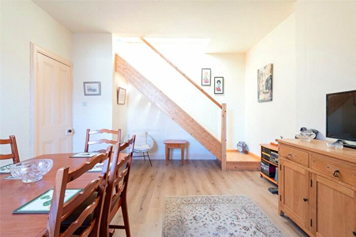 3 Bedroom Semi-Detached House For Sale In Woodlands Road, Lundin Links, Leven, Fife, KY8