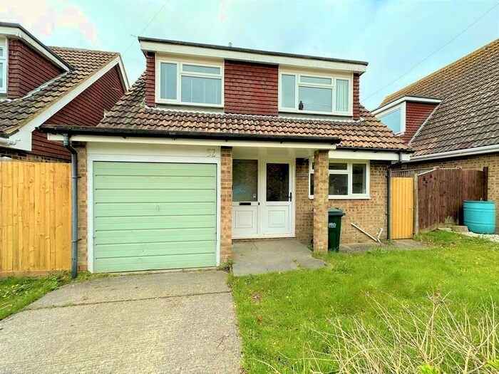 3 Bedroom Detached House To Rent In Collington Lane East, Bexhill-On-Sea, TN39