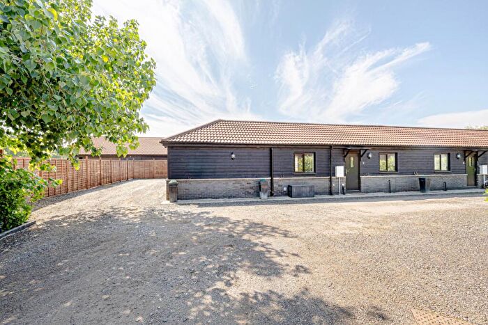 3 Bedroom Bungalow For Sale In Elsenham Road, Stansted, Essex, CM24