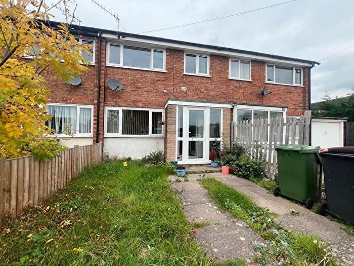 3 Bedroom House To Rent In Woodrow Close, Bromsgrove, B61