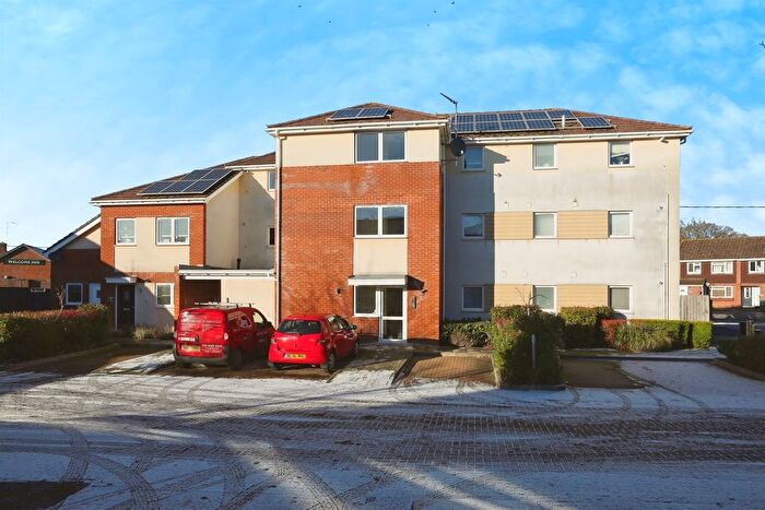 2 Bedroom Flat For Sale In Nine Elms Mews, Bishopstoke, Eastleigh, SO50