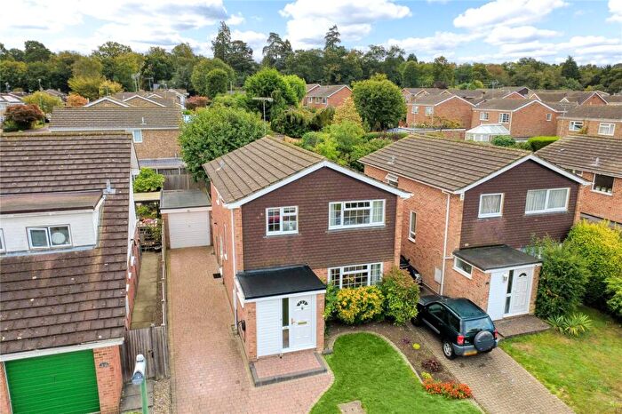 4 Bedroom Detached House For Sale In Gainsborough Drive, Ascot, Berkshire, SL5