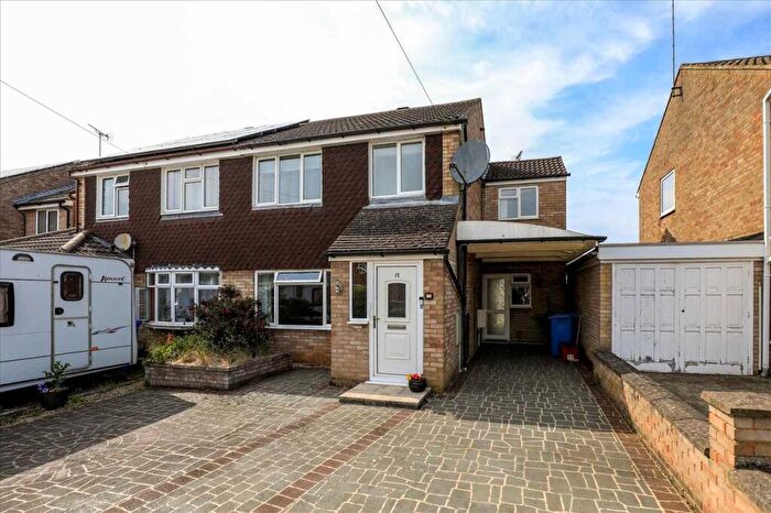 3 Bedroom Semi-Detached House For Sale In Shannon Way, Burton Latimer, NN15