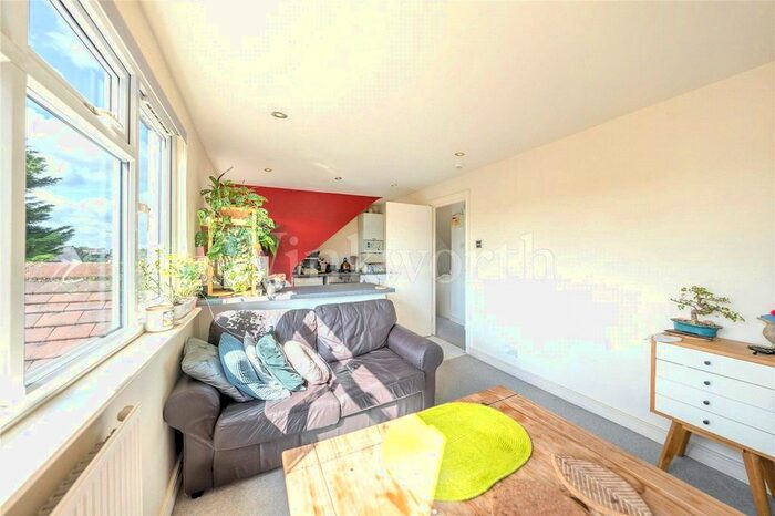1 Bedroom Flat To Rent In Hoop Lane, London, NW11