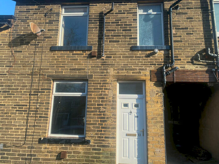 1 Bedroom Terraced House To Rent In Norland Street, Bradford, West Yorkshire, BD7