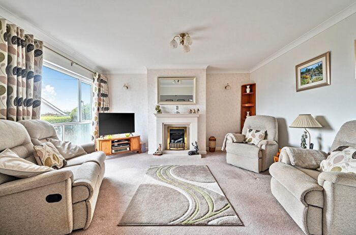 2 Bedroom Detached Bungalow For Sale In Duchy Park, Preston, Paignton, Devon, TQ3