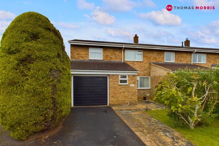 3 Bedroom End Of Terrace House For Sale In Elizabeth Way, Gamlingay, Sandy, Cambridgeshire, SG19