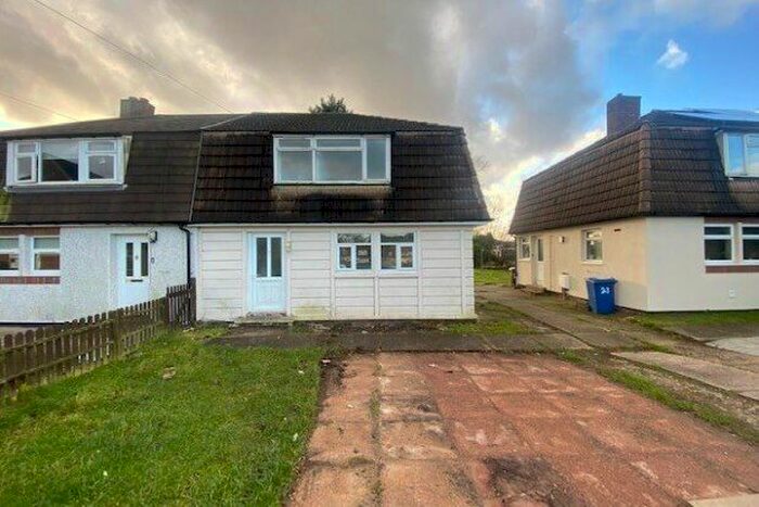 3 Bedroom Semi-Detached House To Rent In Rowley Close, Cannock, WS12