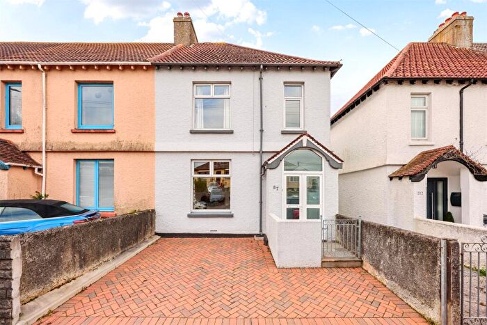 3 Bedroom End Of Terrace House For Sale In Callington Road, Saltash, Cornwall, PL12