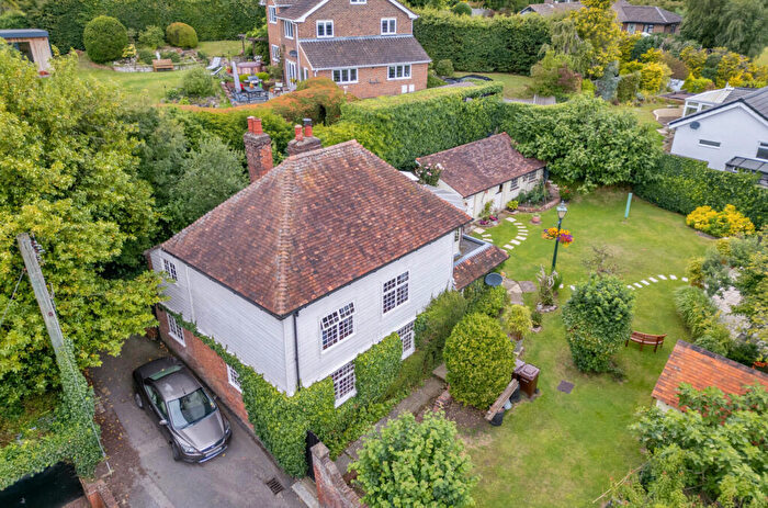 4 Bedroom Detached House For Sale In Butchers Hill, Shorne, Gravesend, Kent, DA12