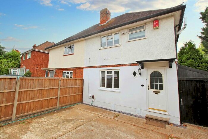 3 Bedroom Semi-Detached House To Rent In Shepherds Lane, Guildford, GU2