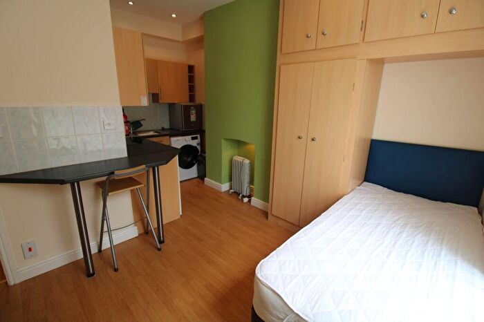 1 Bedroom Apartment To Rent In Paradise Street, Audenshaw, M34