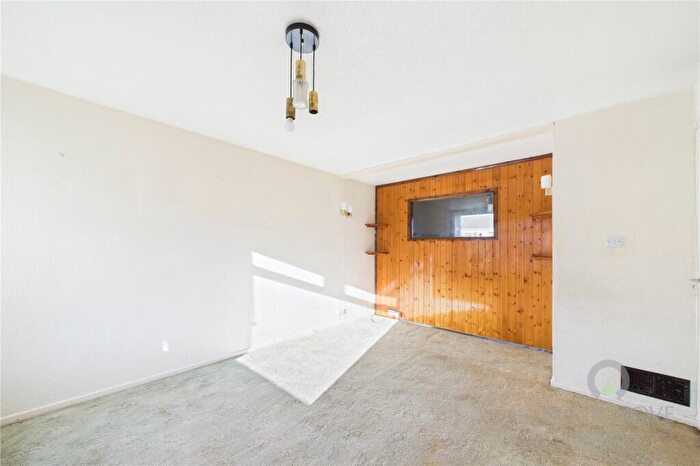 3 Bedroom Terraced House For Sale In Rillwood Court, Lumbertubs, Northamptonshire, NN3