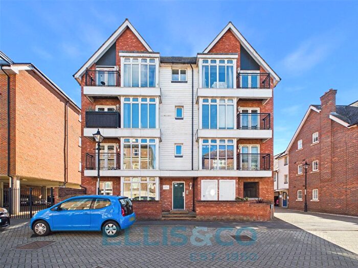 2 Bedroom Flat To Rent In Annison Street, Tonbridge, Kent, TN9