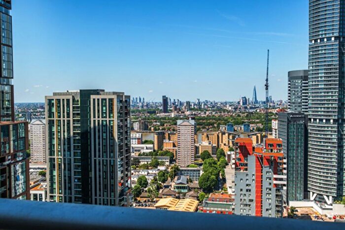 Flat For Sale In Pan Peninsula Square London, E14
