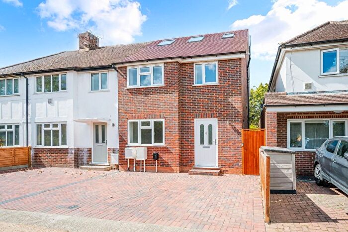 3 Bedroom End Of Terrace House For Sale In The Hawthorns, Epsom, KT17