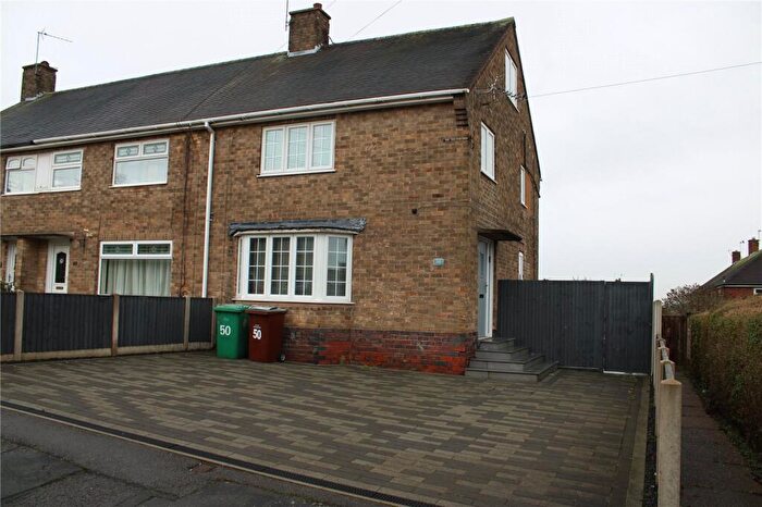 3 Bedroom End Of Terrace House For Sale In Pinewood Gardens, Clifton, Nottingham, NG11