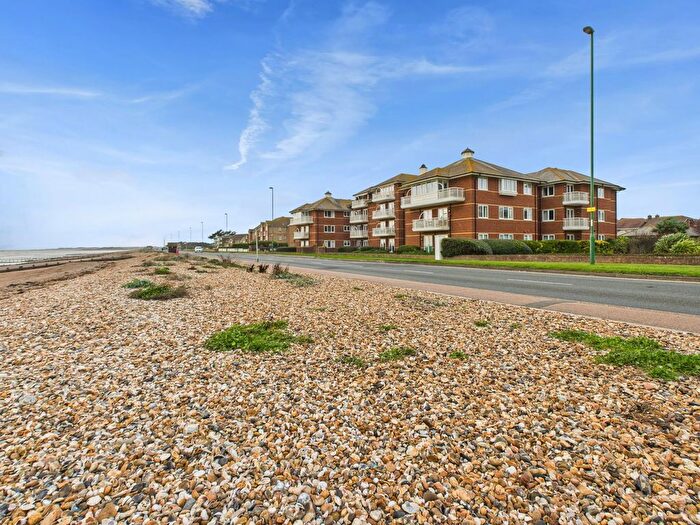 3 Bedroom Flat For Sale In Strand Court, Rustington, West Sussex, BN16