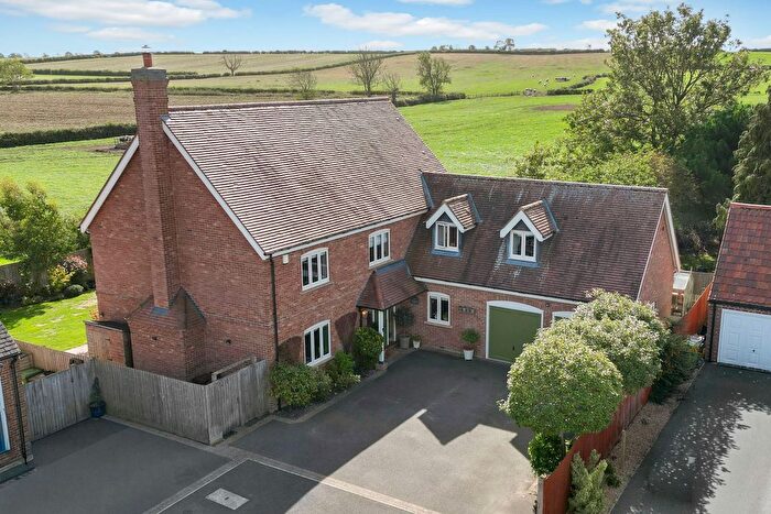 5 Bedroom Detached House For Sale In Normanton Court, Bottesford, NG13