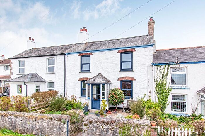 2 Bedroom Terraced House For Sale In Callington Road, Harrowbarrow, PL17