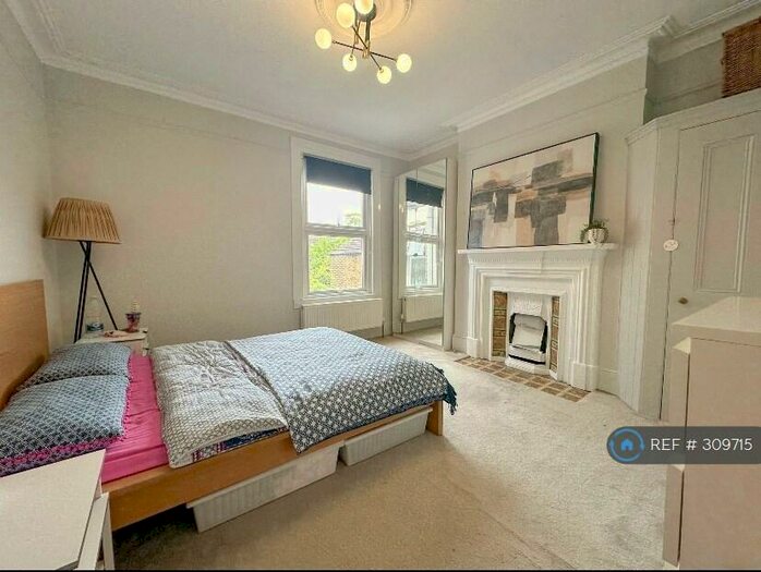 2 Bedroom Flat To Rent In Lushington Road, London, NW10