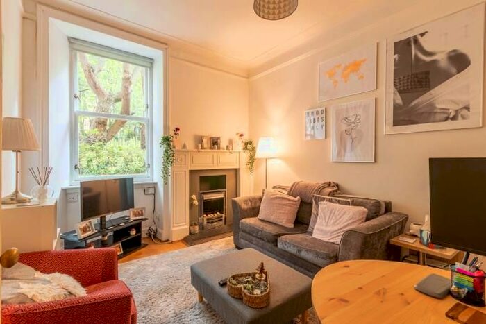 1 Bedroom Flat To Rent In Bryson Road, Edinburgh, EH11