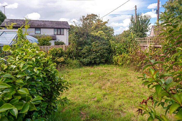 1 Bedroom Bungalow For Sale In Nant Y Gors, Pentre Berw, Gaerwen, Isle Of Anglesey, LL60