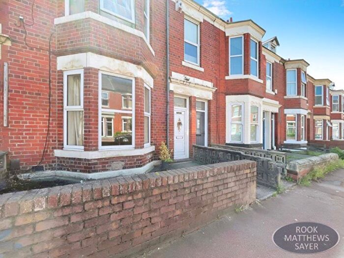 2 Bedroom Flat To Rent In Simonside Terrace, Newcastle Upon Tyne, NE6