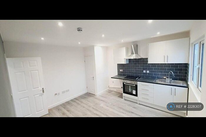 1 Bedroom Flat To Rent In Aston Road, Nuneaton, CV11