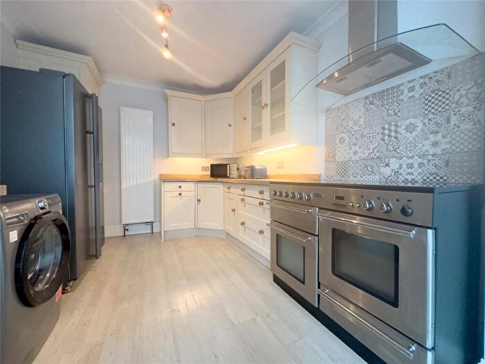 3 Bedroom Semi-Detached House To Rent In Exeter, Devon, EX2