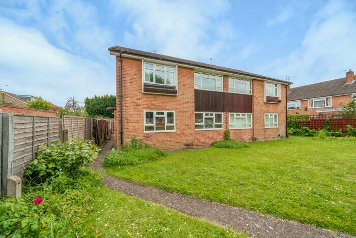 2 Bedroom Maisonette To Rent In Beverley Road Kingston Upon Thames, KT1