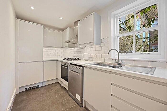 3 Bedroom Property To Rent In St. Quintin Avenue, London, W10