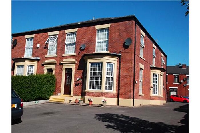 1 Bedroom Flat To Rent In Taylor Street, Rochdale, OL12