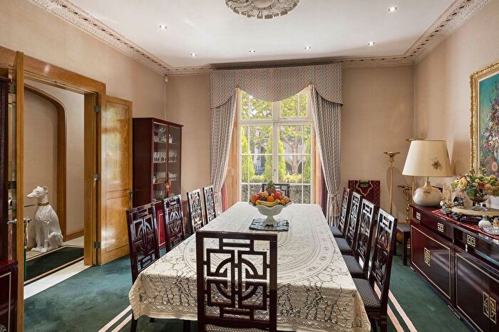 4 Bedroom End Terrace House For Sale In Walton Place, Knightsbridge, SW3