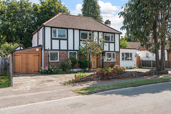 5 Bedroom Detached House For Sale In St. Normans Way, Epsom, KT17