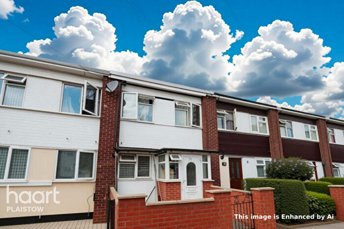 3 Bedroom Terraced House For Sale In Newman Road Plaistow, London, E13