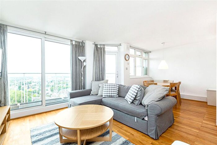 2 Bedroom Flat To Rent In Campden Hill Towers, London, W11