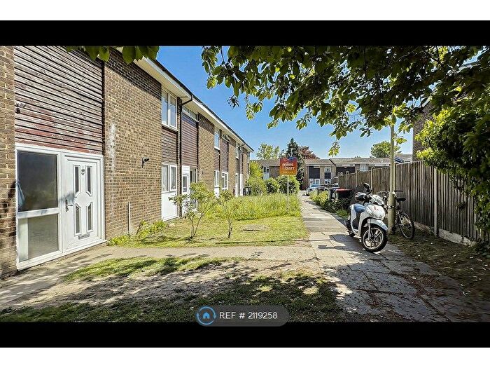 6 Bedroom Terraced House To Rent In Kemsing Gardens, Canterbury, CT2